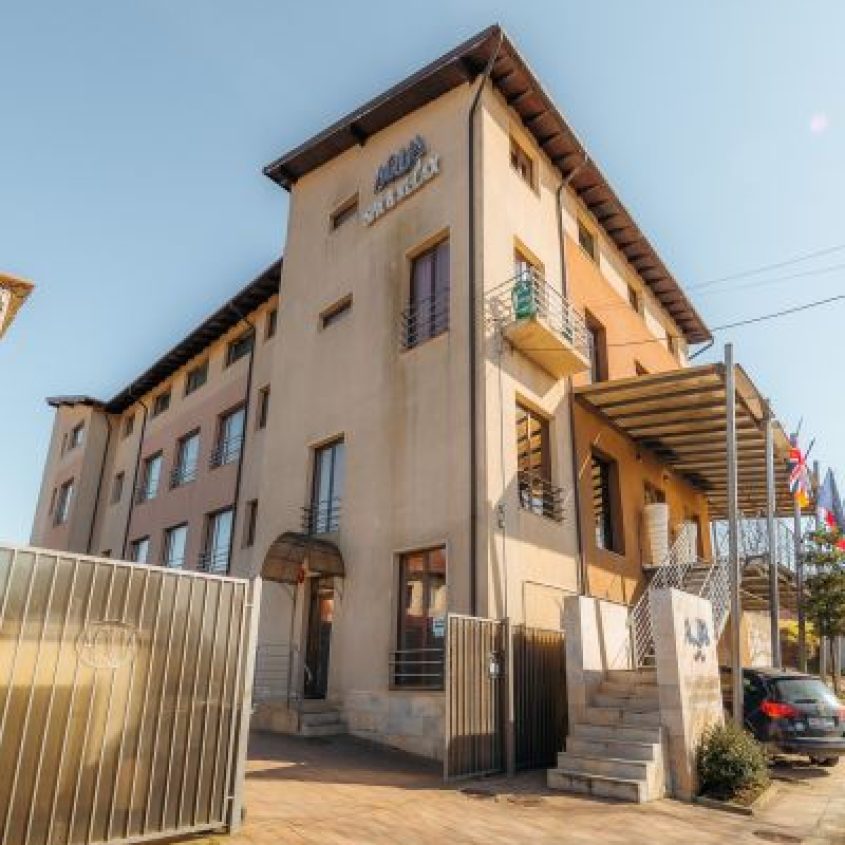 De Vanzare Hotel Aqua Thermal Spa&Relax *** din Băile 1 Mai – Felix
