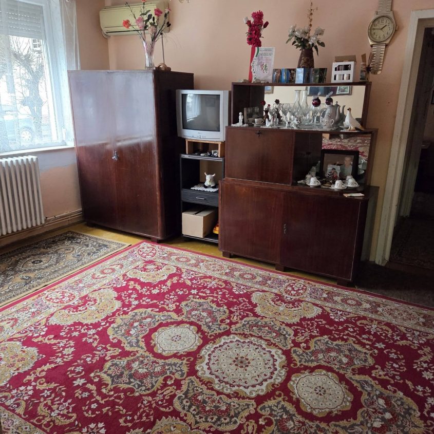 🏡Apartament cu 3 camere de vânzare in Salonta