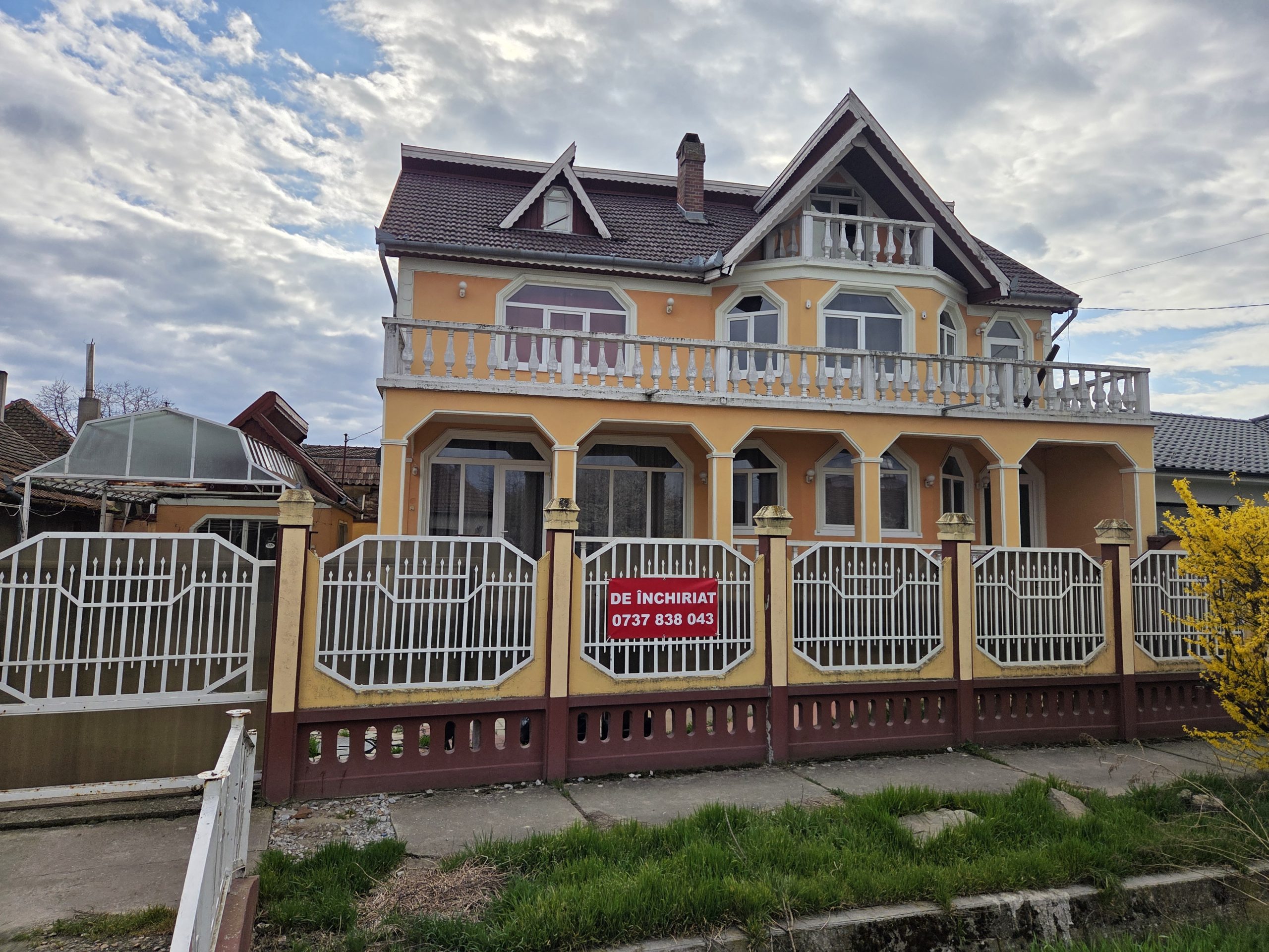 🏡 Casă de închiriat în Salonta – 3 camere, Str. Bocskai István