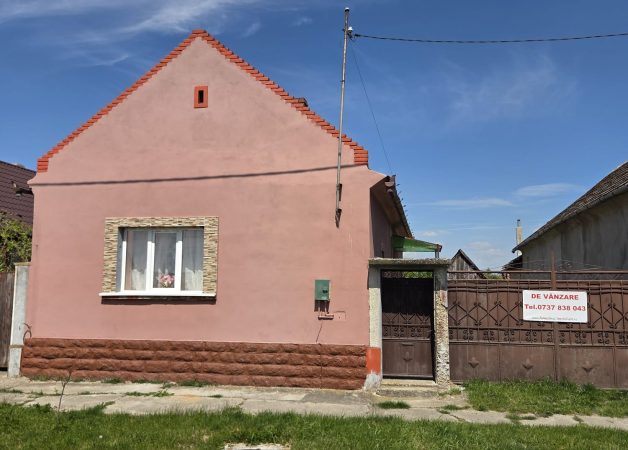 Casă de vânzare în Cefa – proprietate renovată, cu posibilitate de extindere