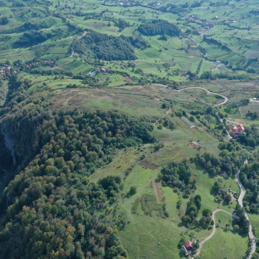 🌿 Teren de vânzare – 14.731 mp – Roșia, județul Bihor 🏡