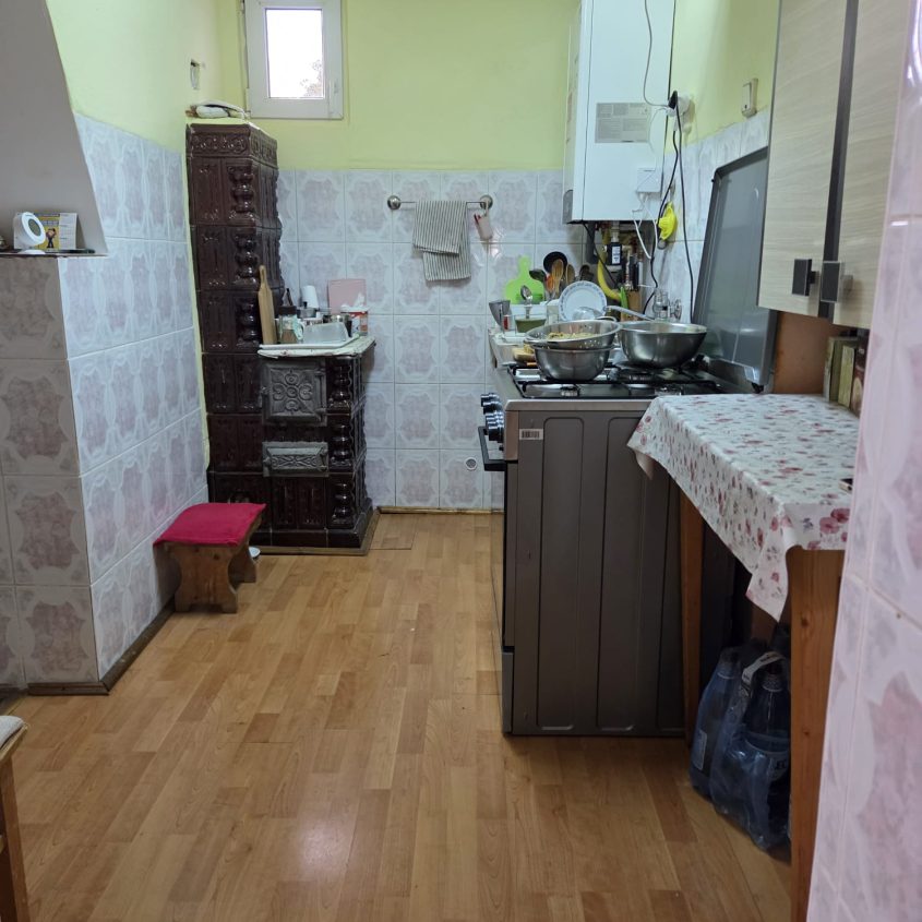 🏡 Casă de vânzare în Oradea – Dealul Viilor/Oncea – Teren generos, oportunitate dezvoltare