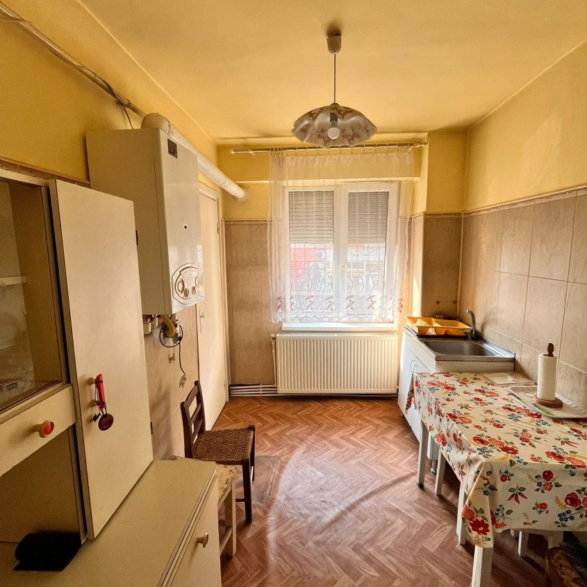🏢 Apartament 2 camere de vânzare – Ultracentral – Salonta 🏡