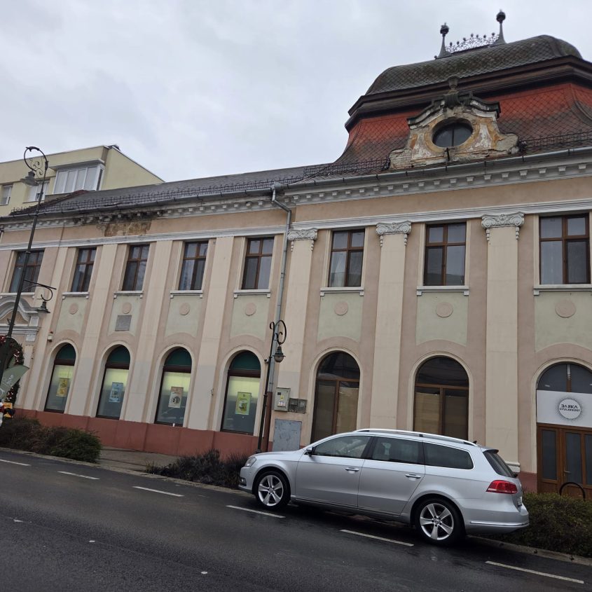 🏢 SPAȚIU COMERCIAL DE VÂNZARE – SALONTA, STR. REPUBLICII