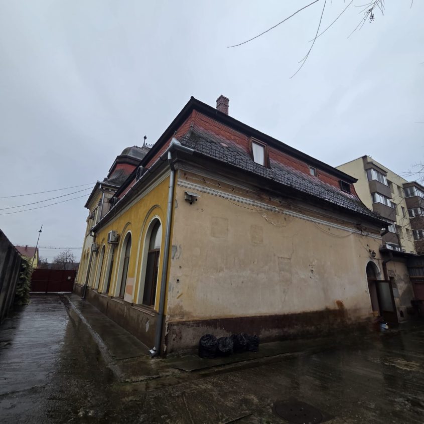 🏢 SPAȚIU COMERCIAL DE VÂNZARE – SALONTA, STR. REPUBLICII