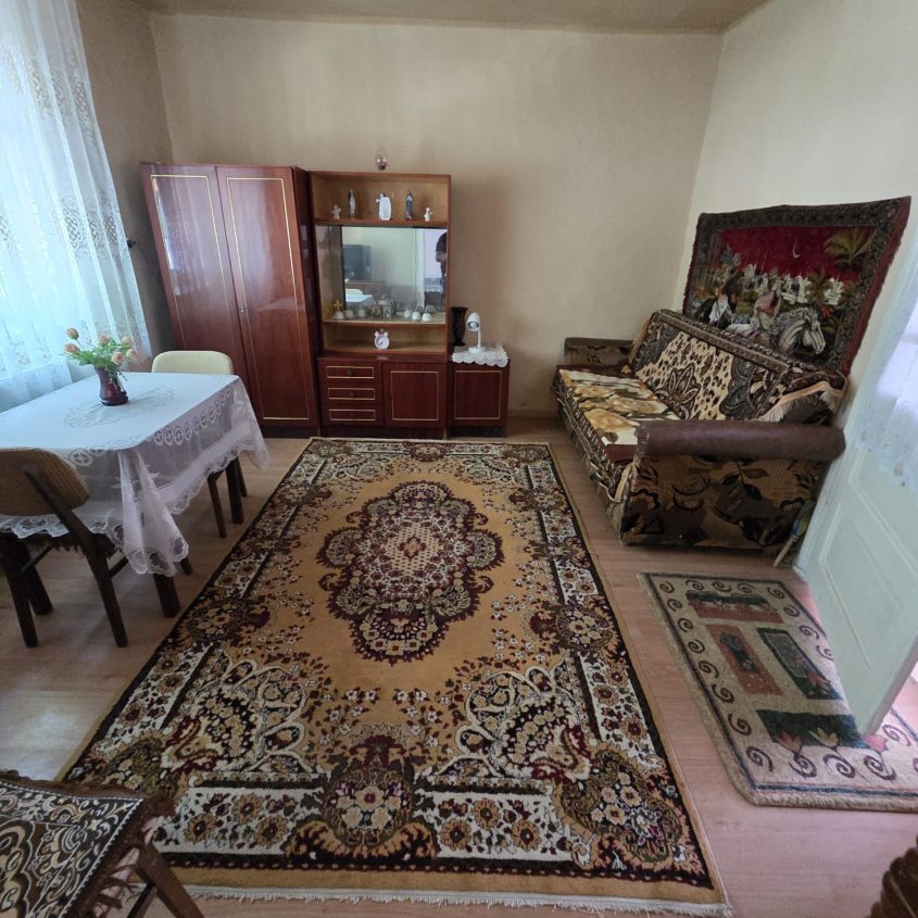 🏡 Casă de vânzare în Oradea – Ioșia | Proprietate întreținută, complet mobilată și utilată