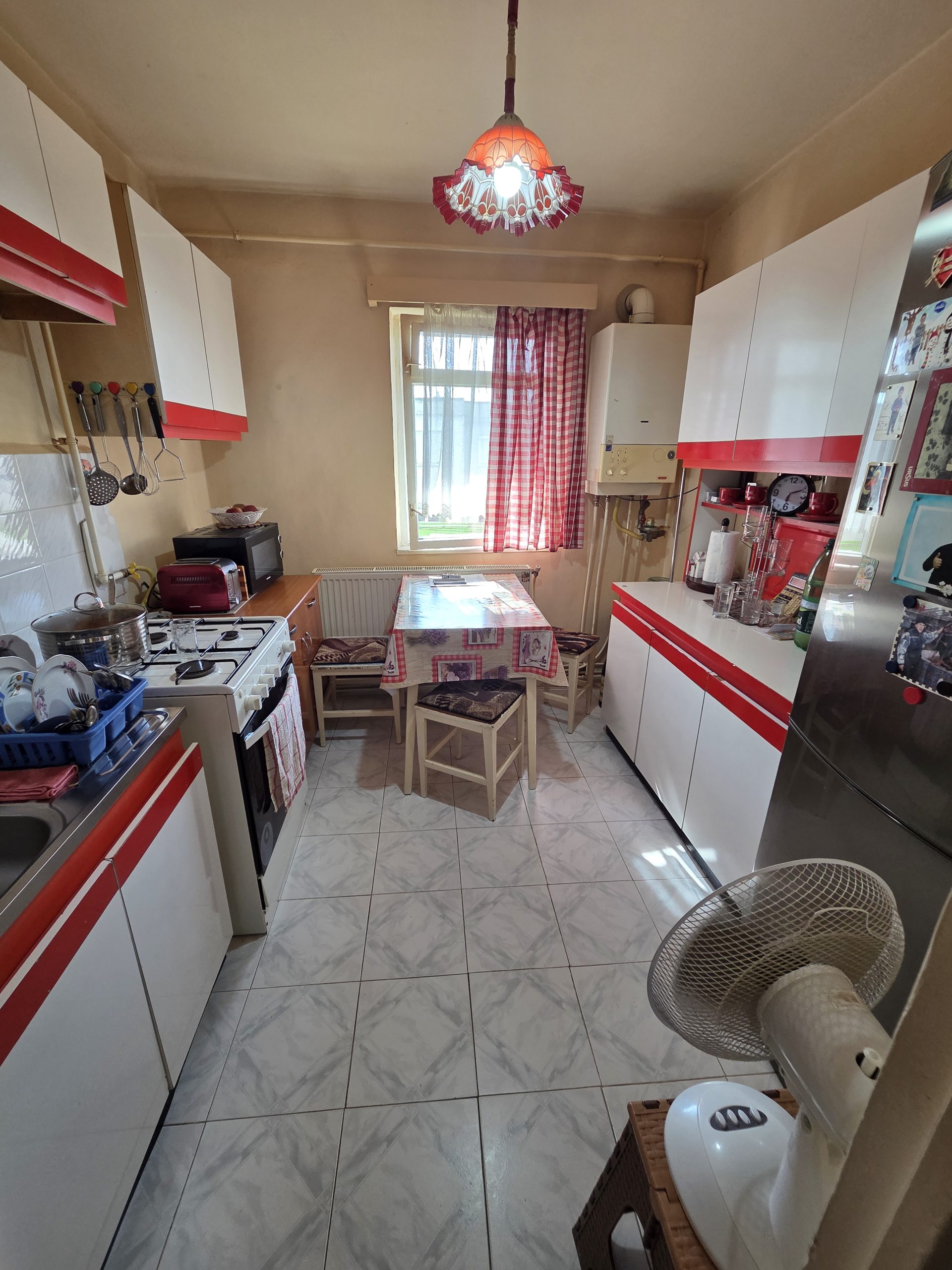 🏡 Apartament 2 camere de vânzare – Ultracentral, Salonta